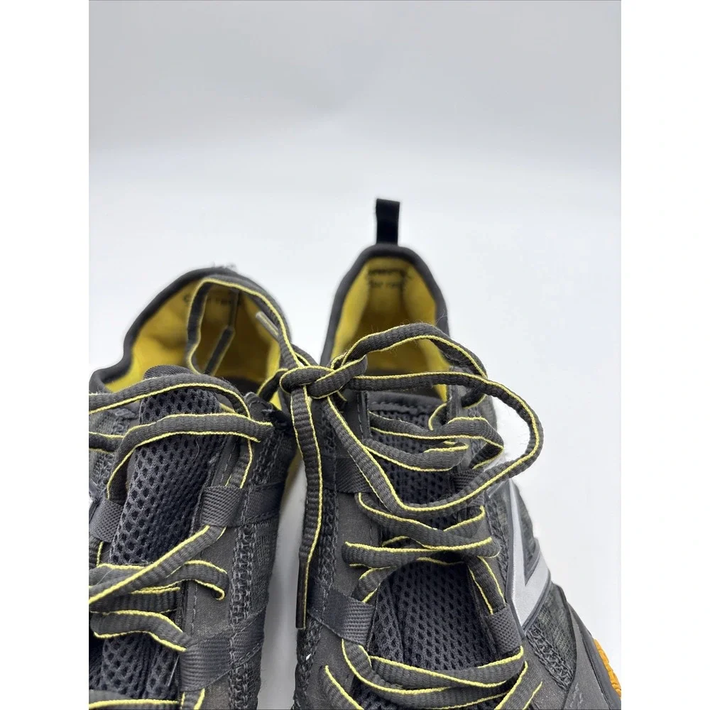 New Balance MT10 Minimus Trail Vibram Barefoot Running Shoes Mens 9 Black Yellow